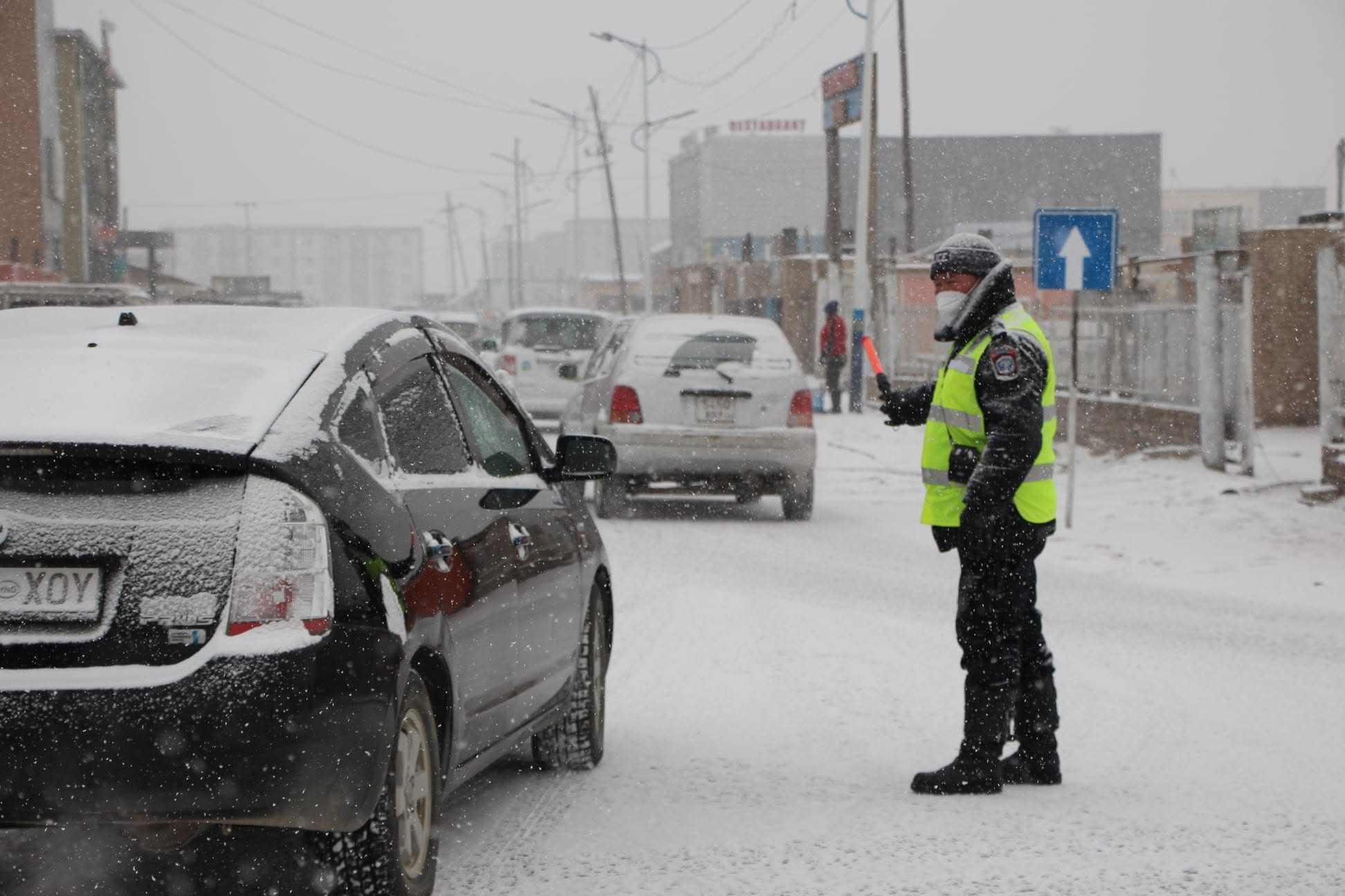 Өвлийн дугуй нь халтиргаатай замд автомашины зогсох чадварыг 30-40 хувиар нэмэгдүүлдэг